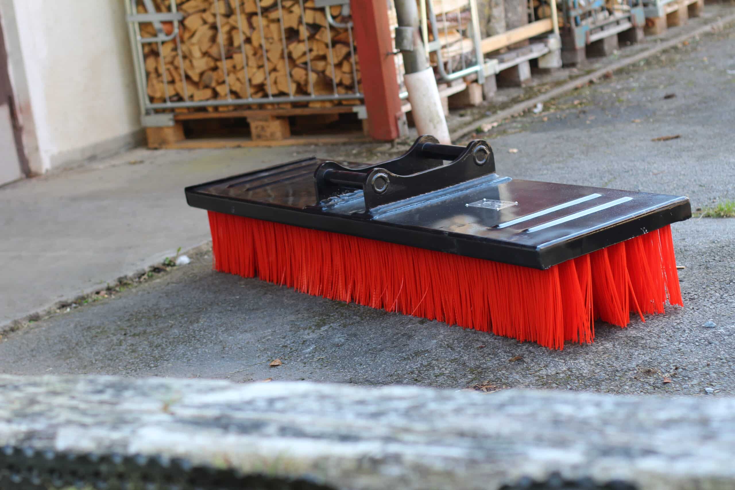 Grävmaskinsborste S60 1800mm(11 pcs borst) - Image 3