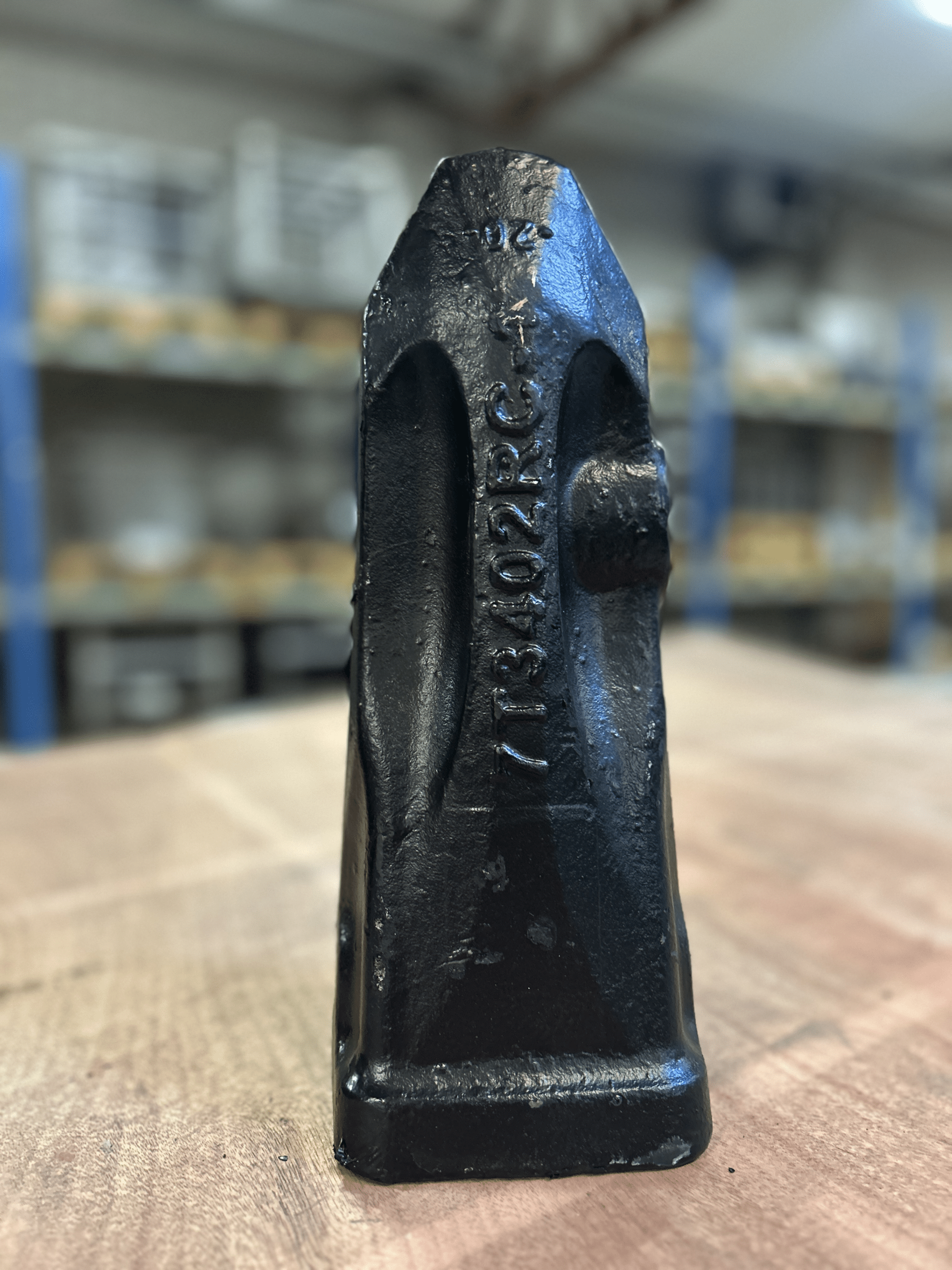 CAT J200 Skoptand SHR