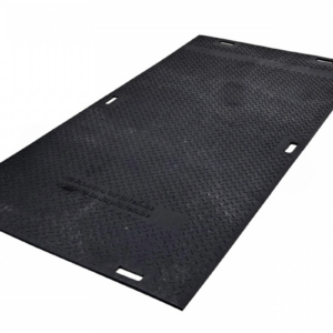 Körmatta / plastmatta för markskydd 2400x1200x15mm