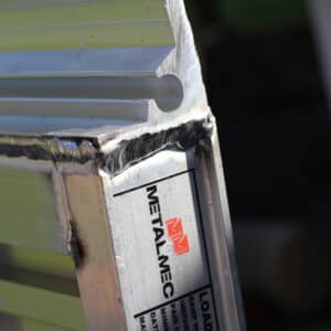 Aluminiumramp 8,3ton/par 2,5m Std med kant